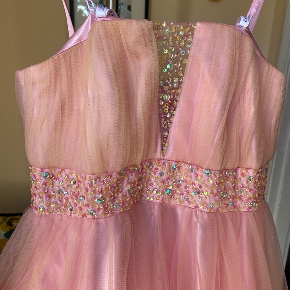Lexie pink/peach cocktail dress. - Picture 3 of 5